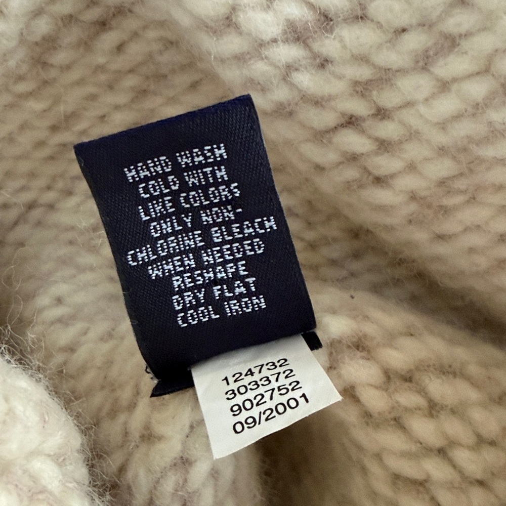 Vintage GAP Wool Turtleneck Sweater - Size M - Picture 4 of 8